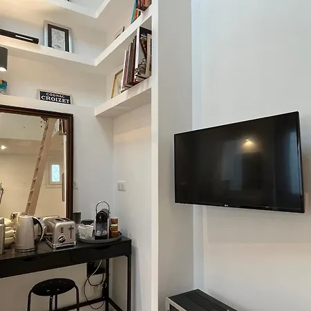 Loft Avec Terrasse Et Jardin *