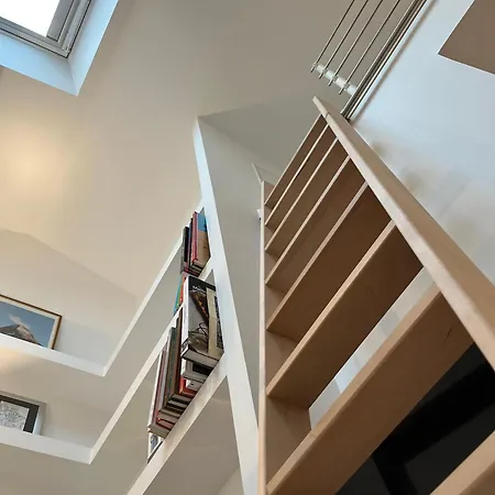 Loft Avec Terrasse Et Jardin アパート *