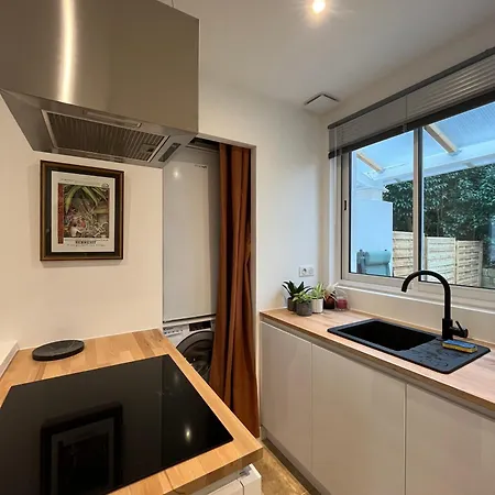 Loft Avec Terrasse Et Jardin アングレーム